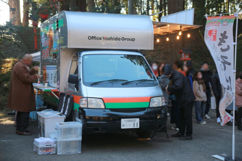 栃木県小山市　間々田八幡宮　初詣・新年祈願祭に出店しました【KC11小山のきそば号】