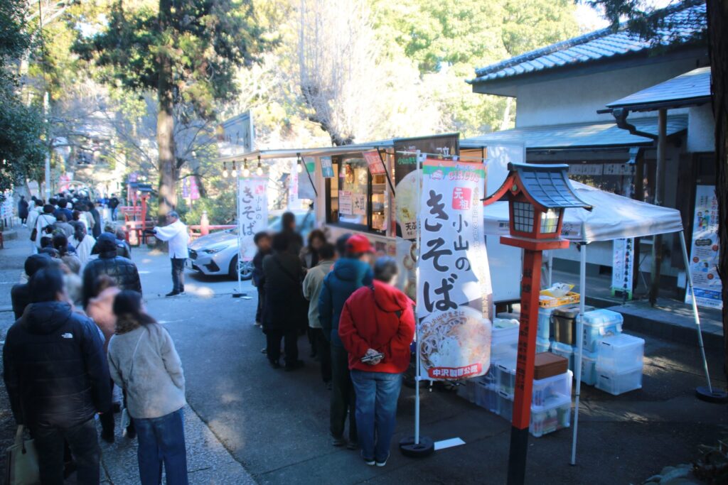 栃木県小山市　間々田八幡宮　初詣・新年祈願祭に出店しました【KC11小山のきそば号】